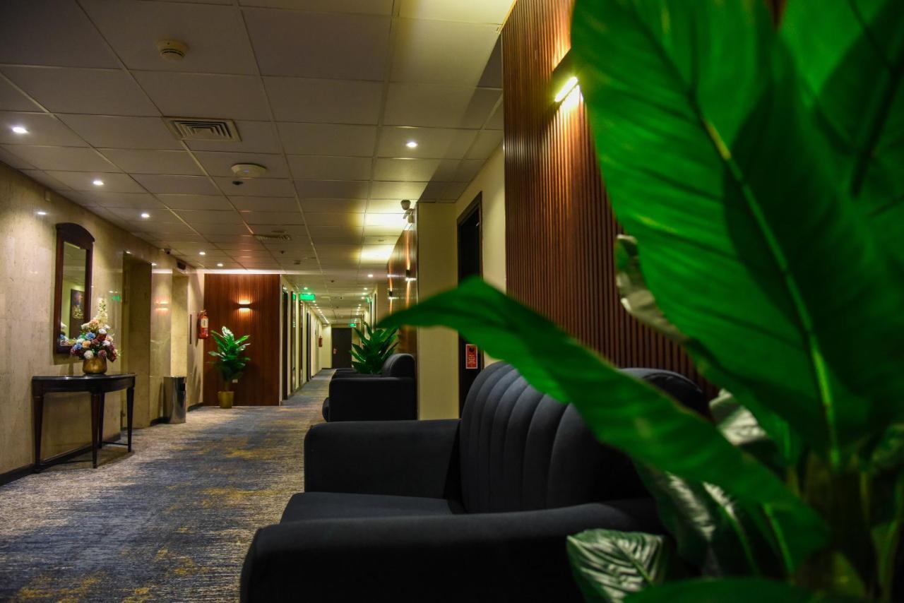 ホテル Grand Plaza Al Madina マディーナ エクステリア 写真