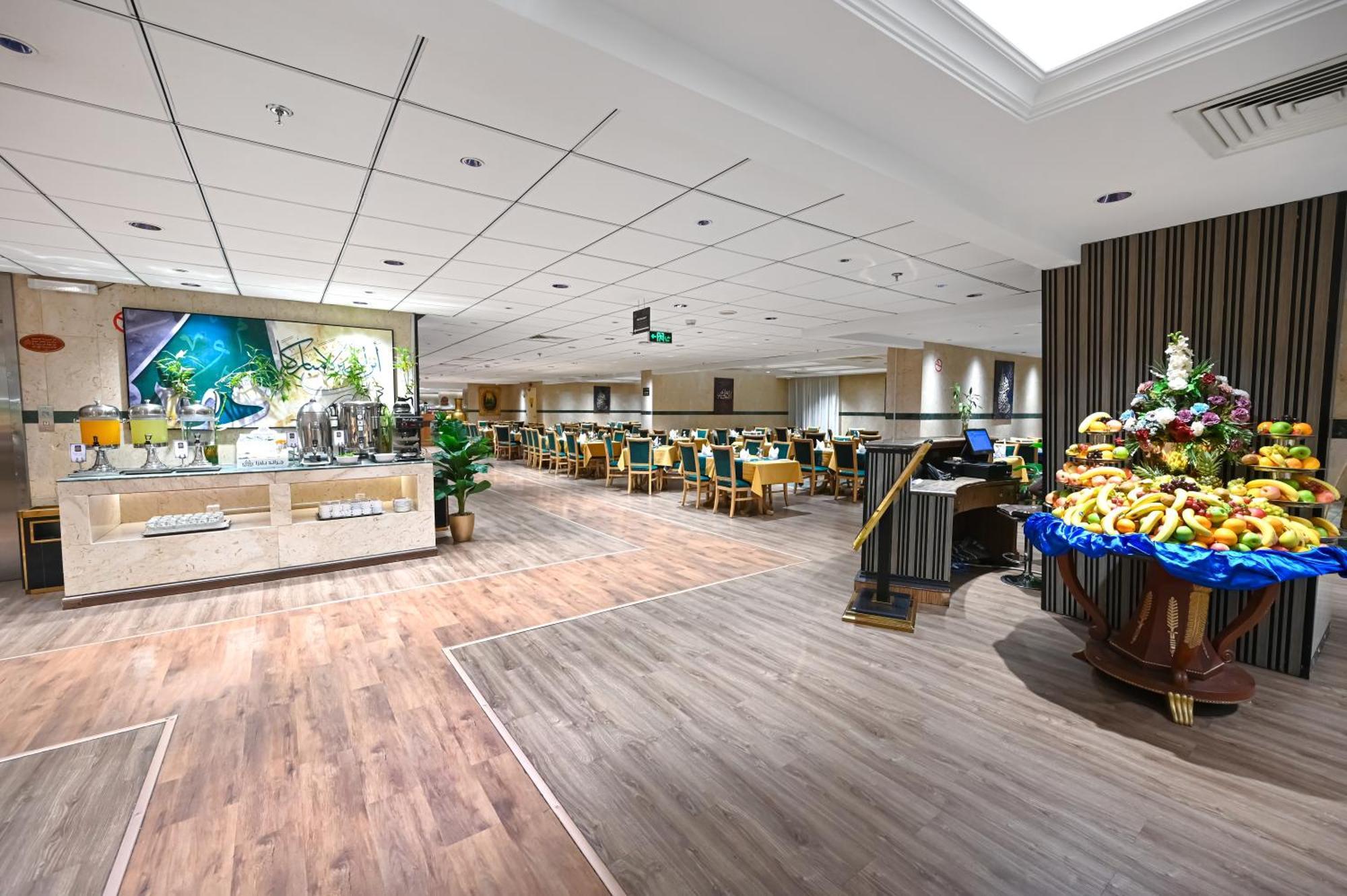 ホテル Grand Plaza Al Madina マディーナ エクステリア 写真